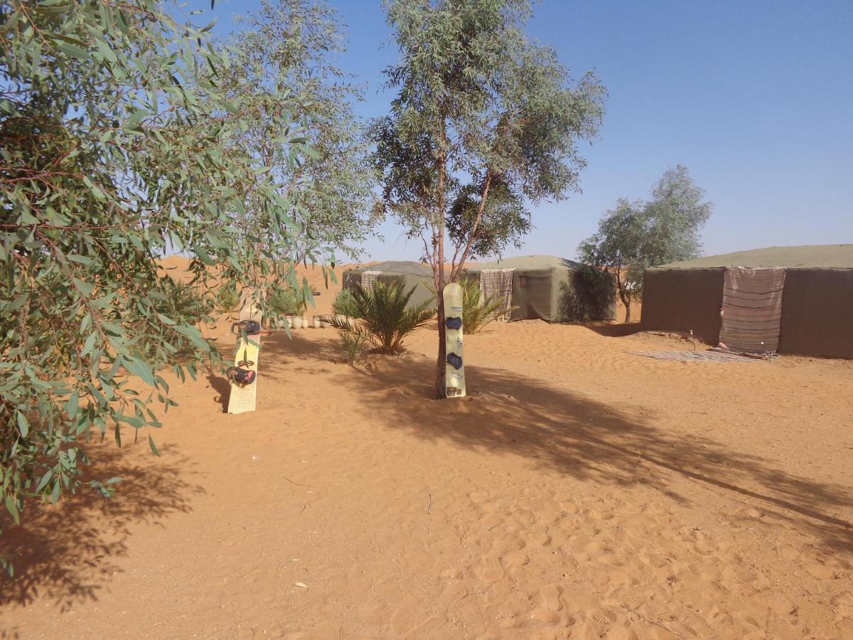 Camel Trek Bivouac Hotel Merzouga Ngoại thất bức ảnh