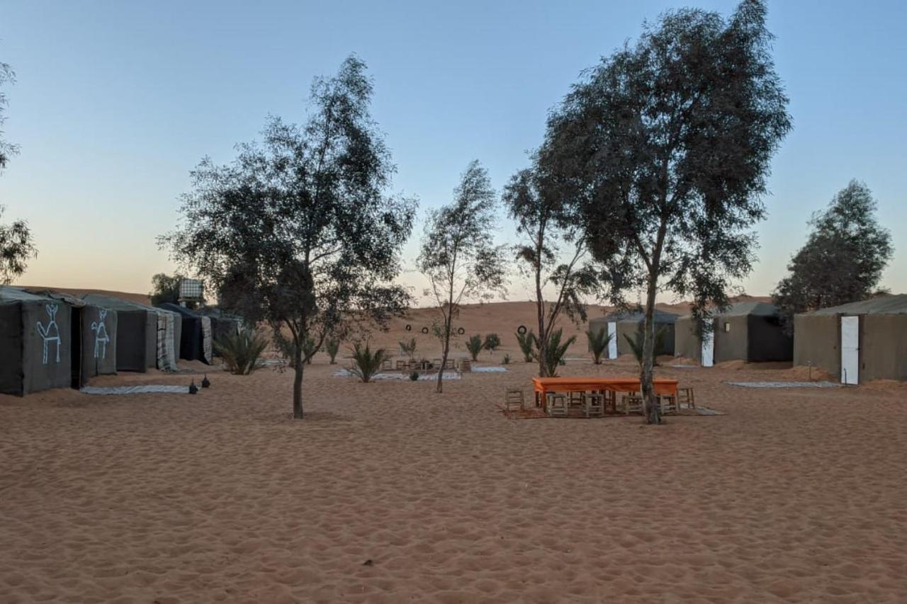 Camel Trek Bivouac Hotel Merzouga Ngoại thất bức ảnh