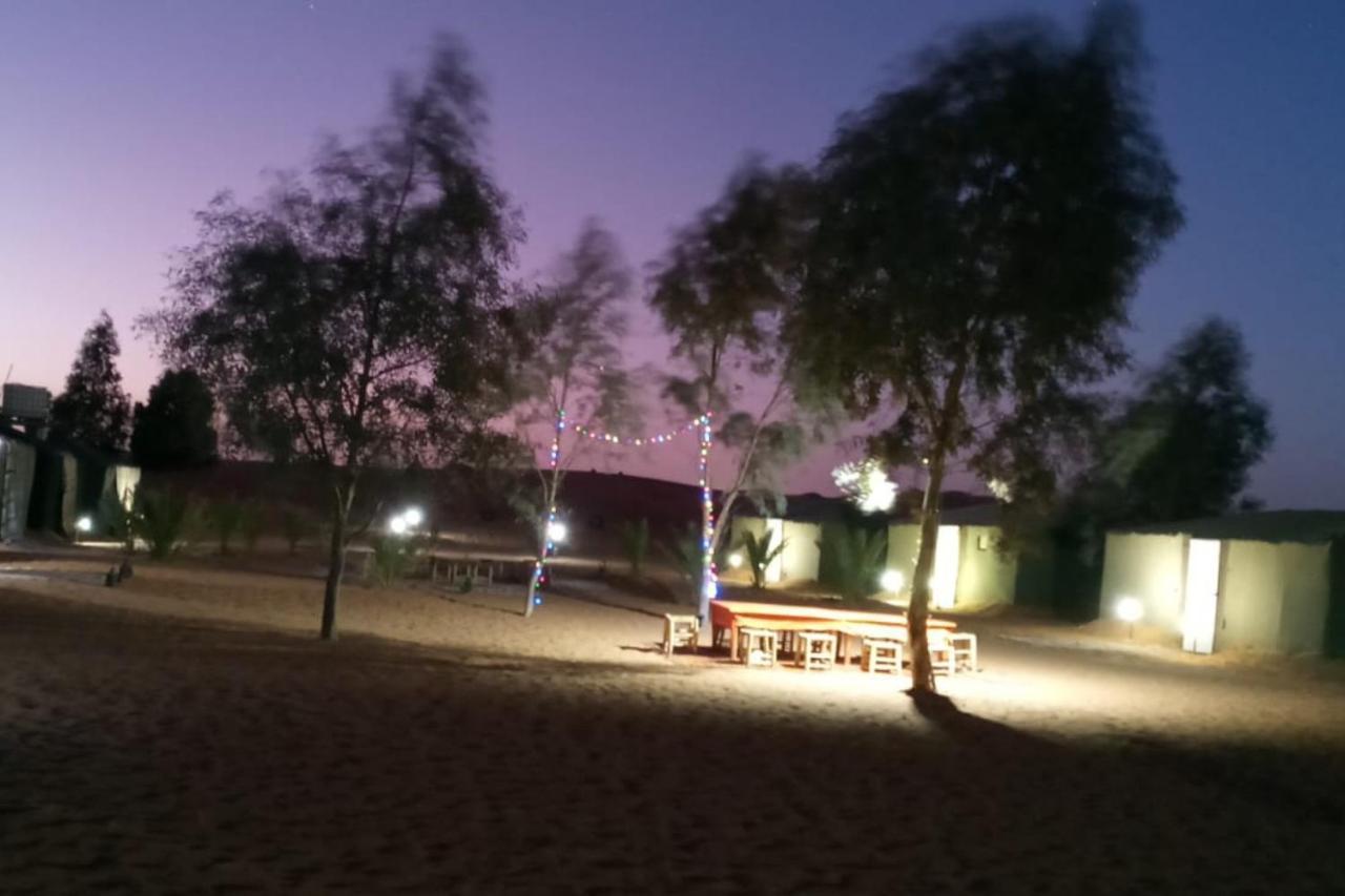 Camel Trek Bivouac Hotel Merzouga Ngoại thất bức ảnh