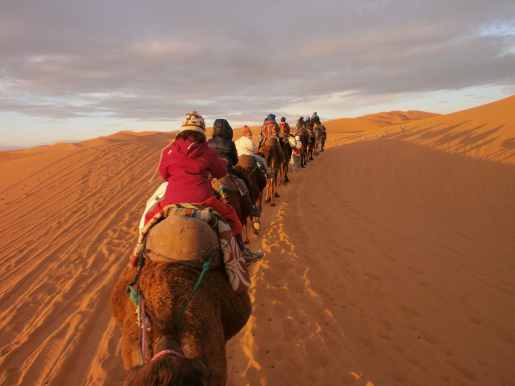 Camel Trek Bivouac Hotel Merzouga Phòng bức ảnh